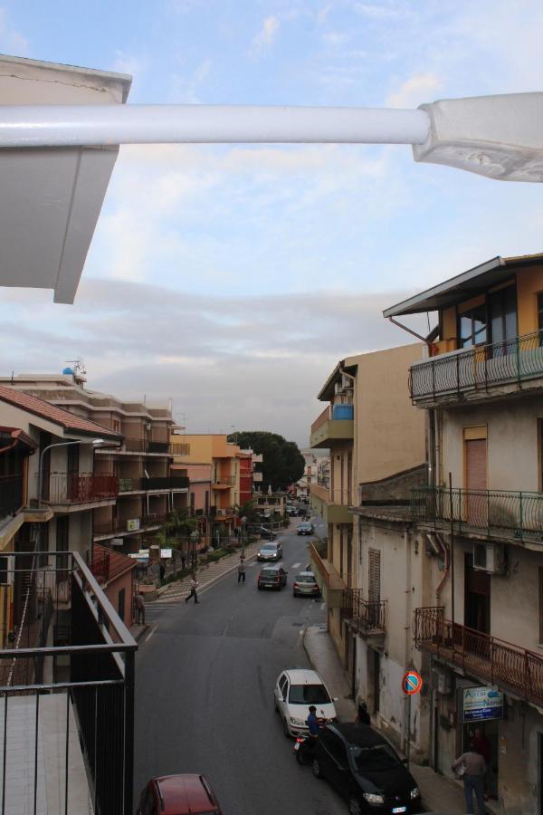 B&B La Casa Du Barone Falcone Buitenkant foto